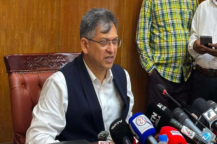 আদালতে রাষ্ট্রপতির বিরুদ্ধে মামলা করা যায় না: স্বরাষ্ট্রমন্ত্রী